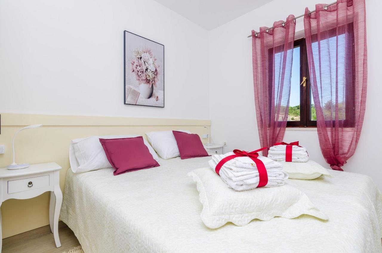 Apartments Melany Slano Kültér fotó